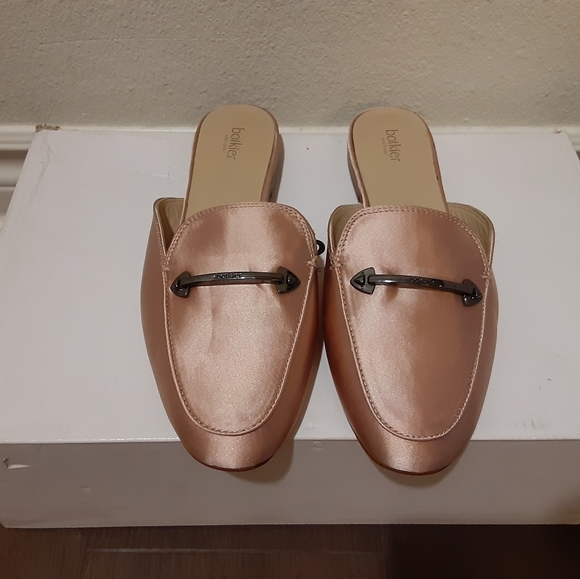 Botkier - Picture 4 of 8